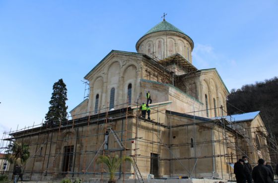 რა გაკეთდა გელათის მონასტერში მას შედეგ, რაც სამუშაოებს ახალი კომპანია ასრულებს