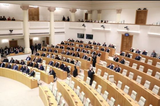 დღეს "ქართული ოცნების" პარლამენტი მთავრობას ნდობას გამოუცხადებს