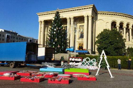 ქუთაისში საახალწლო სამზადისი მიმდინარეობს