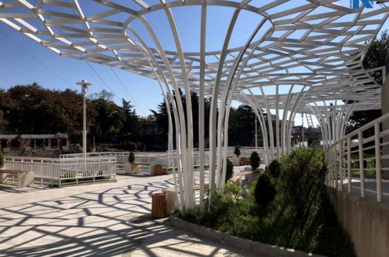 ქუთაისის მერია ნიკიტინის სკვერს ისევ არ იბარებს 