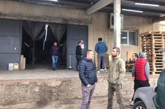 "ხელფასების მომატებას დაგვპირდნენ" - "ორი ნაბიჯის''  გაფიცულმა თანამშრომლებმა მუშაობა განაახლეს 