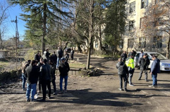 პროტესტის მეორე დღე ჭიათურაში - დარკვეთის მაღაროელების გაფიცვა გრძელდება