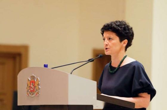 კულტურის მინისტრი, თეატრის სამხატვრო ხელმძღვანელის, მისი “შეხედულებისამებრ“ დანიშვნას აპირებს