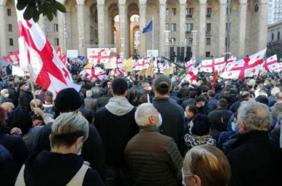 ოპოზიციის აქცია რუსთაველზე 9 ნოემბერსაც განახლდება
