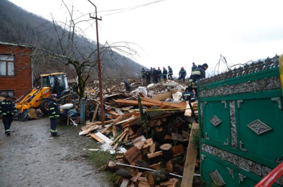 ტრაგედიიდან მეოთხე დღეს სოფელ ნერგეეთში პრემიერი ჩავა