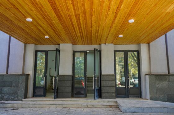 "დალაგების პროცესში ვართ" - ქუთაისის მე-9 სკოლის რეაბილიტაცია დასრულდა