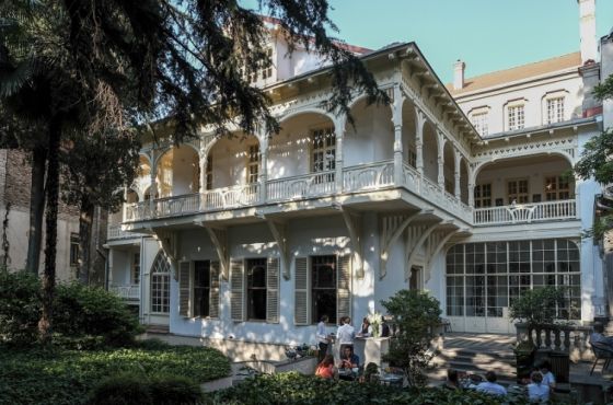 „ახალი დირექტორი უნდა აირჩიოს დარგის პროფესიონალებისგან შემდგარმა კომისიამ“- მწერალთა სახლის განცხადება