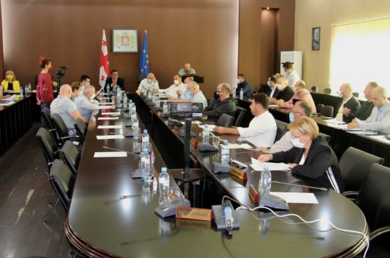 "პარკინგსერვისს" ქუთაისის საკრებულომ დავალიანების დასაფარავად 9 წლიანი ვადა მისცა