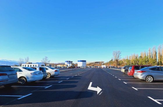 ქუთაისის აეროპორტში 500 ავტომობილზე გათვლილი ახალი ავტოსადგომი მოეწყო