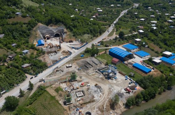 ხარაგაულში არმატურის საამქრო ჩამოიშალა - არის მსხვერპლი