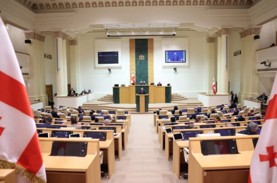 ვის რამდენით გაეზრდება პენსია 2026 წლიდან - ფინანსთა მინისტრის განმარტება