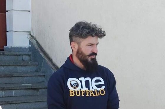 ბანერისთვის დაკავებულები გაათავისუფლეს