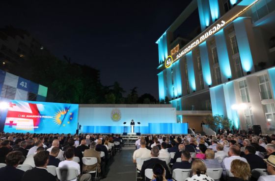 "ოცნებამ" წინასაარჩევნო კამპანია ოფიციალურად დაიწყო