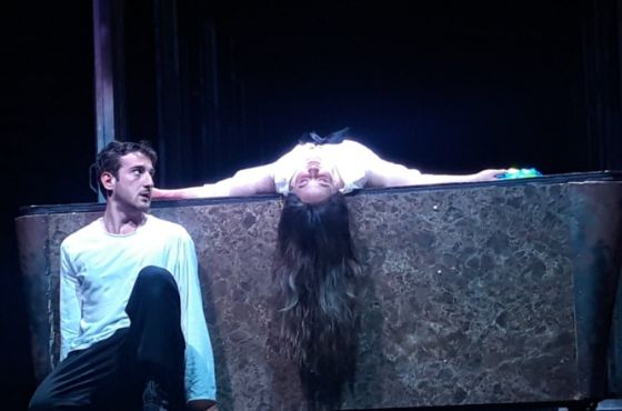 „ბუზები“ პანდემიისას - ერთი სპექტაკლის ისტორია