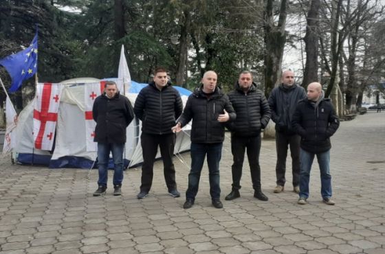 ქუთაისის საპროტესტო კარავი თბილისში გადააქვთ