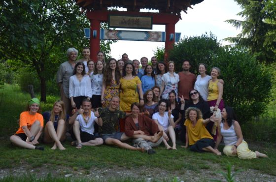 "ახალგაზრდები ხდებიან მეტად აქტიურები, დამოუკიდებლები"- ევროკავშირის მიერ დაფინანსებული  Erasmus+ პროგრამის სიკეთეები