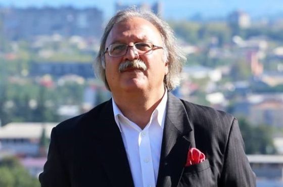 გრიგოლ ვაშაძემ „ნაციონალური მოძრაობა“ დატოვა