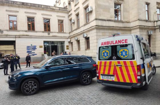 ქუთაისის მერიაში მისული მოქალაქე  ცუდად გახდა 