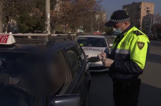 შსს-მ ბოლო 24 საათში, რეგულაციების დარღვევისთვის 424 ადამიანი დააჯარიმა