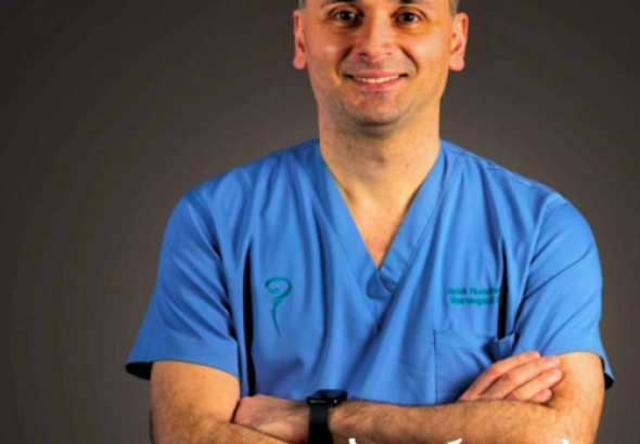 დასავლეთ საქართველოს სამედიცინო ცენტრში ფუნქციონირებს თანამედროვე,
მაღალტექნოლოგიური ნეიროქირურგიული სამსახური, რომელიც პაციენტებს
სთავაზობს საერთაშორისო სტანდარტებზე დაფუძნებულ დიაგნოსტიკასა და
ქირურგიულ მკურნალობას.