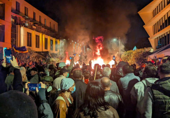 შინაგან საქმეთა სამინისტრომ, 4 ოქტომბერს, თბილისში განვითარებულ
მოვლენებთან დაკავშირებით 13 პირი დააკავა.