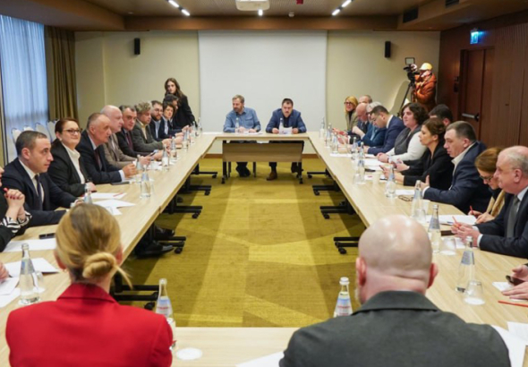 „ოპოზიციის ალიანსი“ ეროვნული მობილიზაციის ორთვიან კამპანიას იწყებს,
რომლის კულმინაციაც 26 მაისს, საქართველოს დამოუკიდებლობის დღეს,