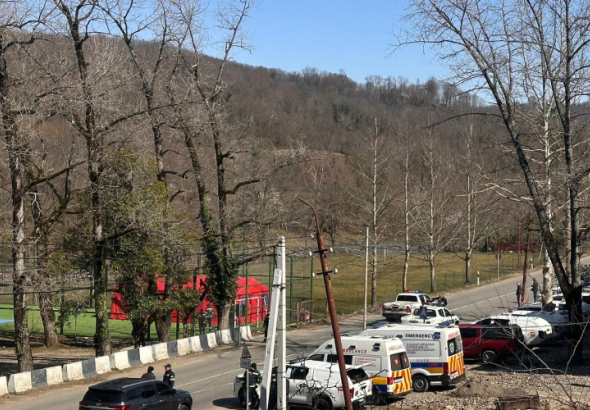 ტყიბულში მეწყრული ზონიდან 38 ოჯახის ევაკუაცია განხორციელდა. ისინი
სასტუმროში გადაიყვანეს.