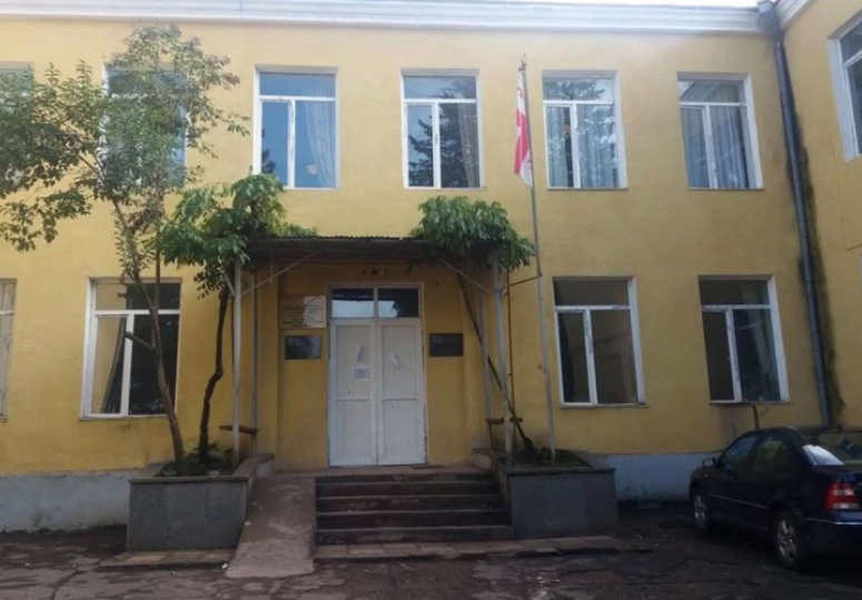 იმერეთში კიდევ ერთი სკოლის შენობა დაიკეტა — მოსწავლეები დროებით ონლაინ ისწავლიან