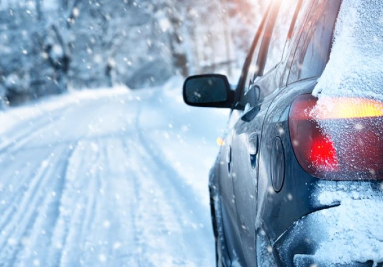 დიდთოვლობის გამო, ქუთაისში მართვის მოწმობის პრაქტიკული გამოცდა შეჩერდა