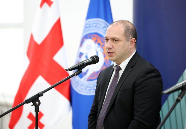 მე-11 კლასი პროფილური გახდება - მოსწავლეები მხოლოდ ეროვნულ გამოცდებზე ჩასაბარებელ საგნებს ისწავლიან