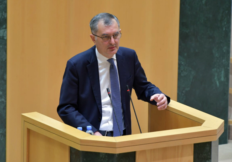 გუბერნატორის ინსტიტუტი ზედმეტი რგოლია - სოზარ სუბარი