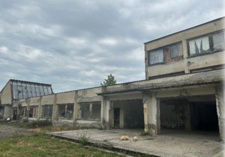 "შენობა ერთი შეხედვითაც კრიტიკულ მდგომარეობაშია"- ომბუდსმენი ქუთაისში არსებულ სოციალურ საცხოვრისზე