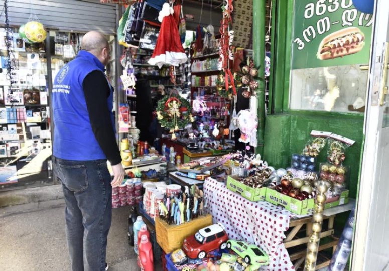 ქუთაისში, პიროტექნიკის უნებართვოდ გაყიდვისთვის 5 000 ლარით დაჯარიმდებიან