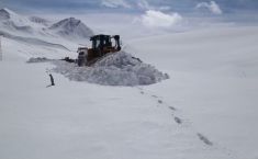 თოვის გამო, გზების ცალკეულ მონაკვეთებზე მოძრაობის სპეციალური რეჟიმები მოქმედებს