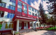 "დავრჩით უსამსახუროდ"- ჟვანიას სკოლის თანამშრომლები დახმარებას ითხოვენ